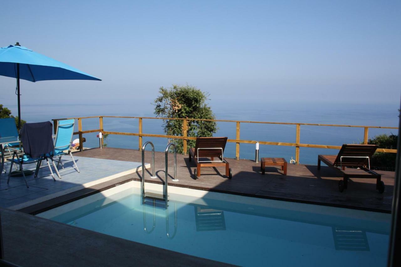Villa Alice Santo Stefano di Camastra Exterior photo